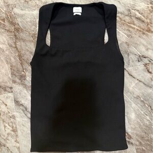 Wilfred Libby Classic Black Top